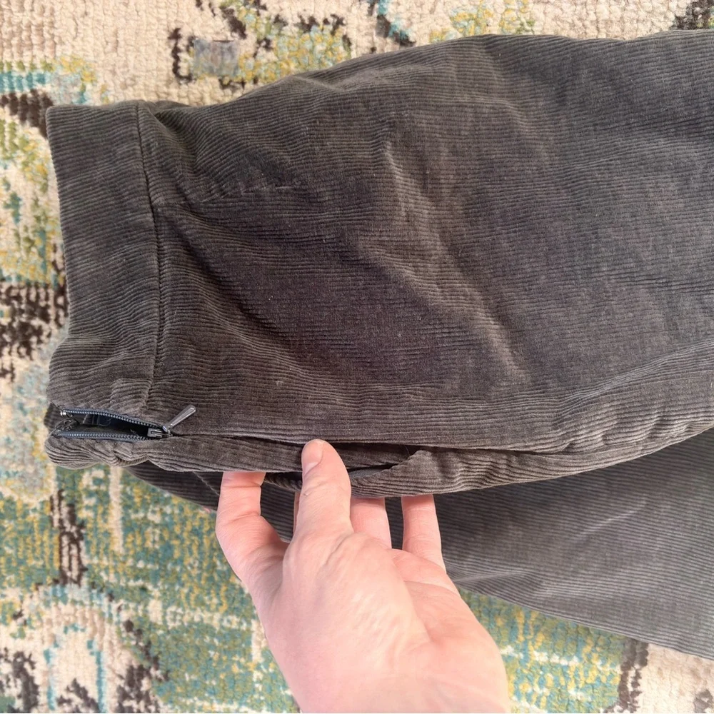 🤎 Banana Republic brown Corduroy Mini‎ Skirt – Size 6